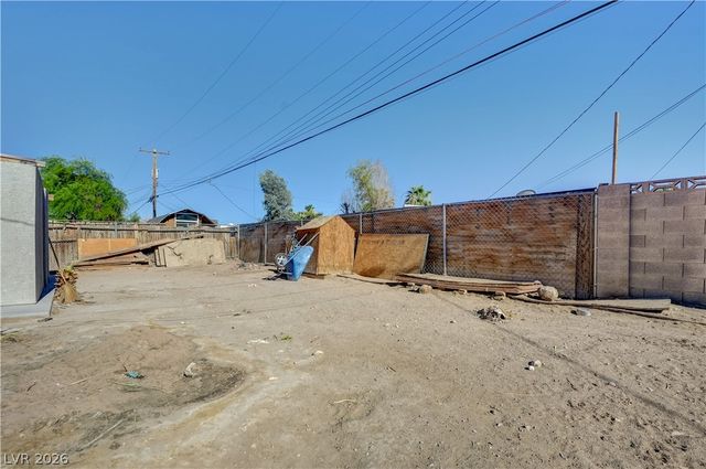 2829 Emmons Avenue, North Las Vegas, NV 89030
