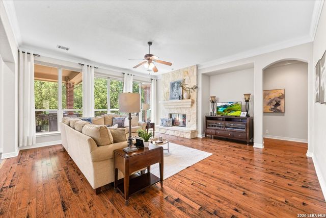 162 Yaupon Trl, San Antonio, TX 78256