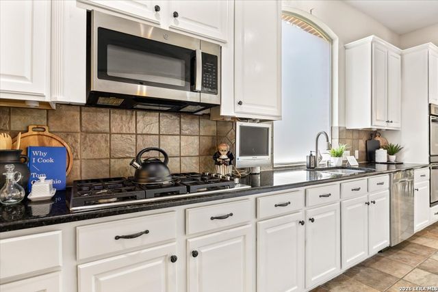 162 Yaupon Trl, San Antonio, TX 78256
