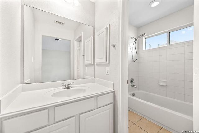 162 Yaupon Trl, San Antonio, TX 78256