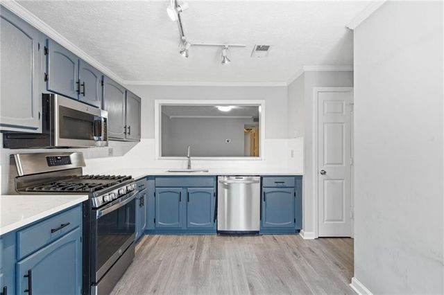 1348 N Crossing Drive, Atlanta, GA 30329