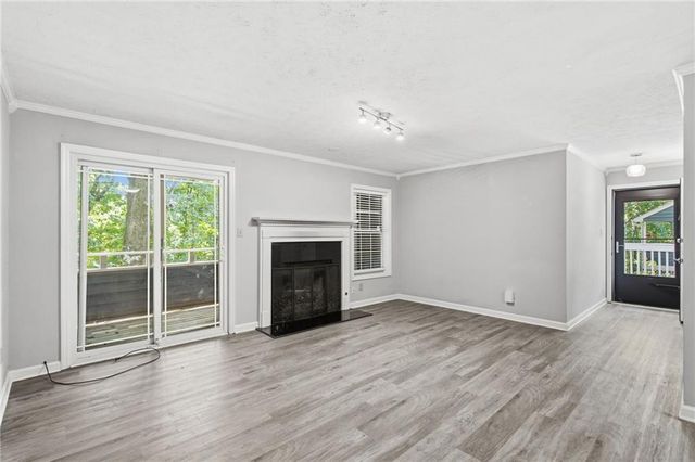 1348 N Crossing Drive, Atlanta, GA 30329