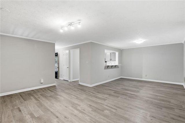 1348 N Crossing Drive, Atlanta, GA 30329