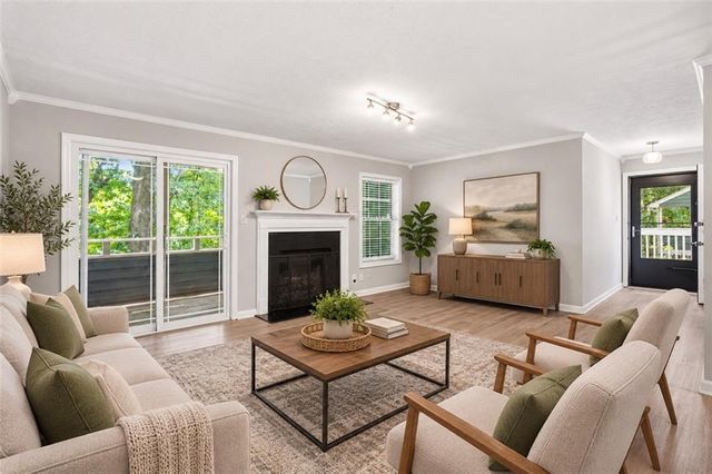 1348 N Crossing Drive, Atlanta, GA 30329