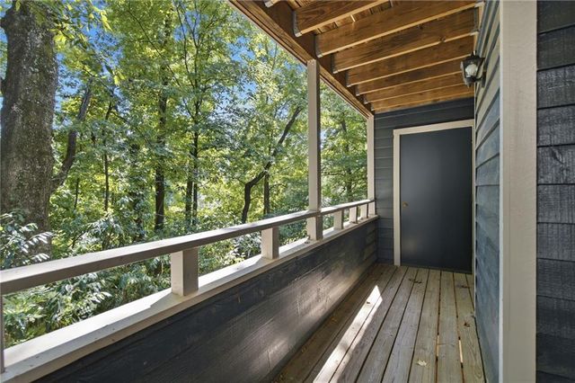 1348 N Crossing Drive, Atlanta, GA 30329