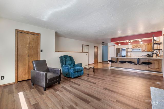 772 Apache Way, Twin Falls, ID 83301