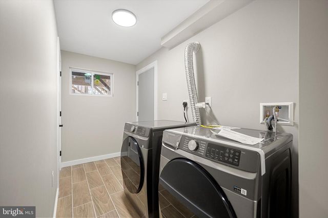 4933 38TH AVE, Hyattsville, MD 20782