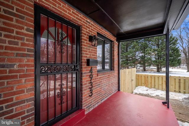 4933 38TH AVE, Hyattsville, MD 20782