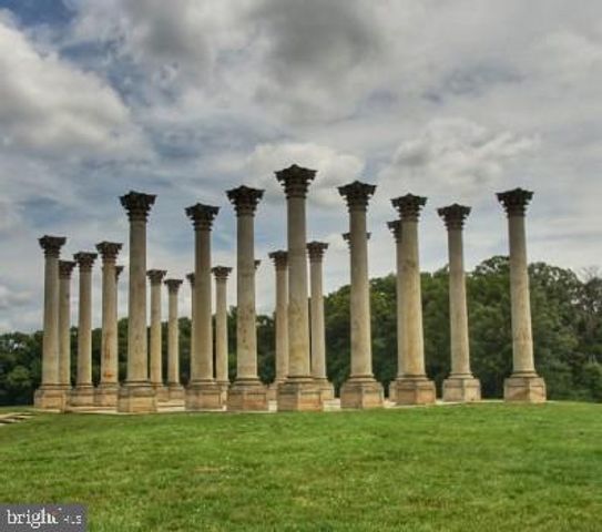 4933 38TH AVE, Hyattsville, MD 20782