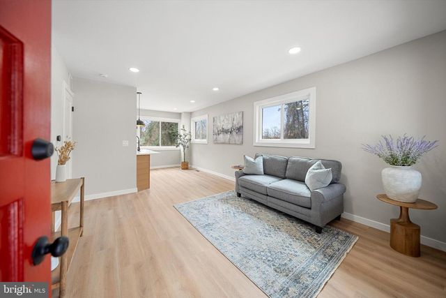 4933 38TH AVE, Hyattsville, MD 20782