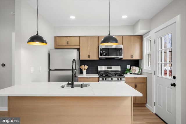 4933 38TH AVE, Hyattsville, MD 20782