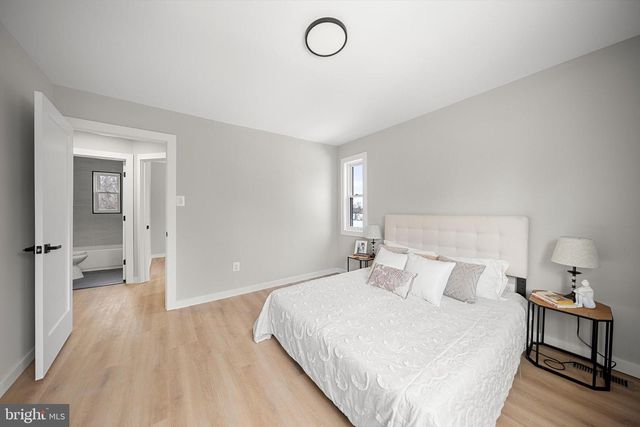 4933 38TH AVE, Hyattsville, MD 20782