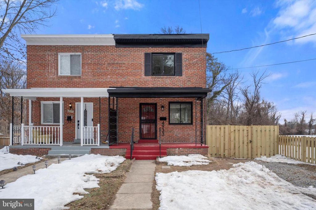 4933 38TH AVE, Hyattsville, MD 20782