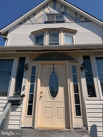135 HIRST AVE, Lansdowne, PA 19050