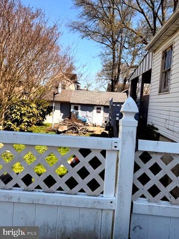 135 HIRST AVE, Lansdowne, PA 19050