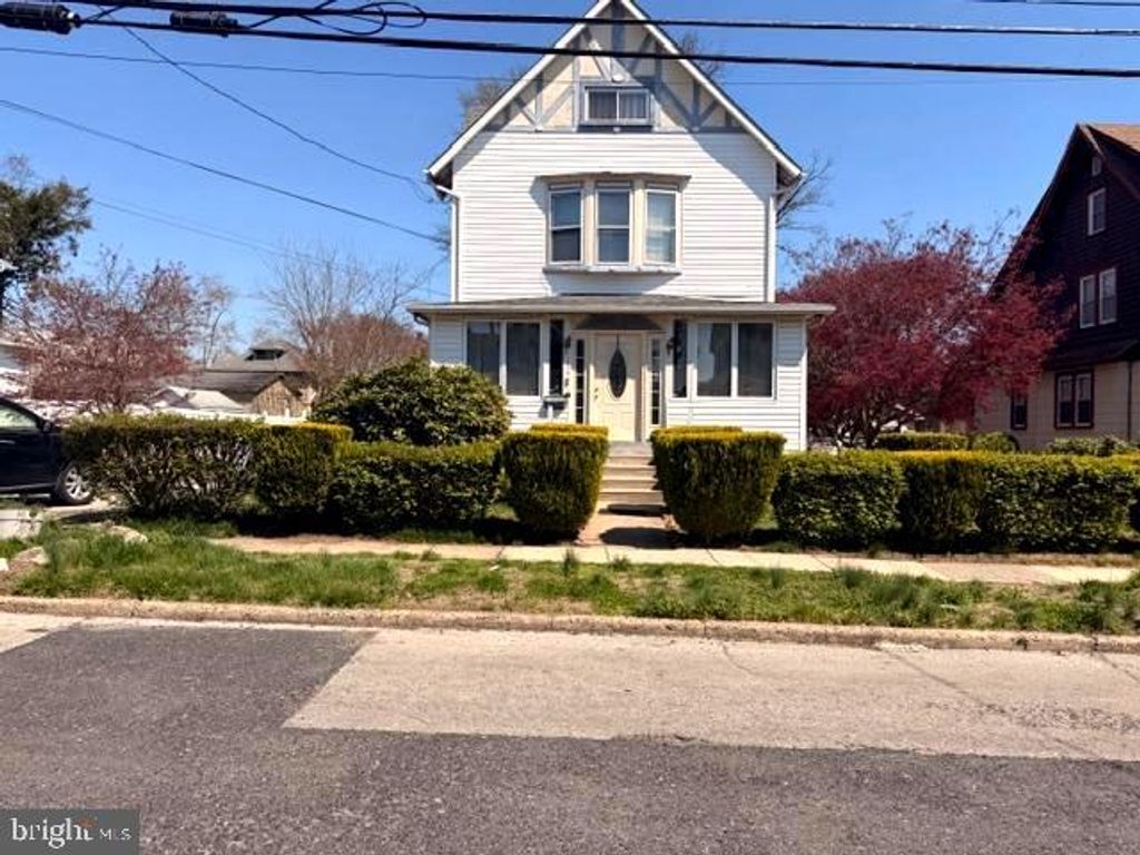 135 HIRST AVE, Lansdowne, PA 19050