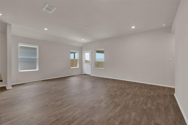 322 HODGES ST, Maxwell, TX 78656