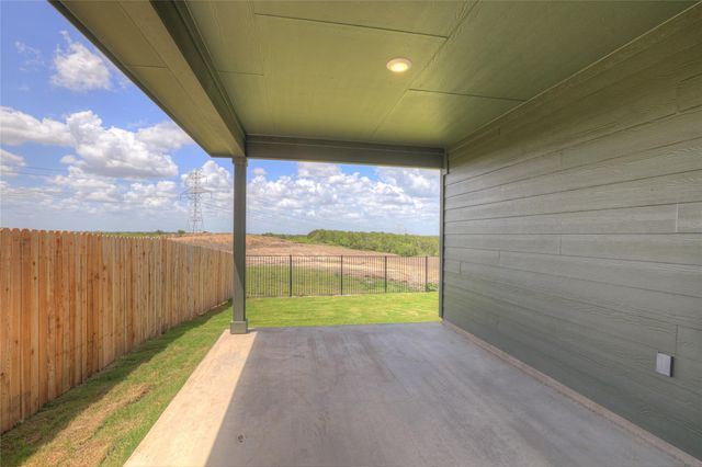 322 HODGES ST, Maxwell, TX 78656