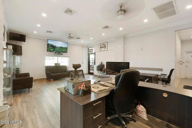 507 E BROADWAY Road, Phoenix, AZ 85040