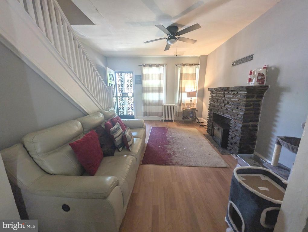 Image 3 of property listing at 3313 BRIGHTON ST, Baltimore, MD 21216