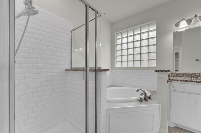 345 Twin Creeks Drive, Garland, TX 75040