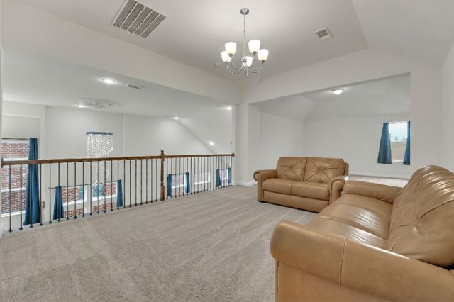 345 Twin Creeks Drive, Garland, TX 75040