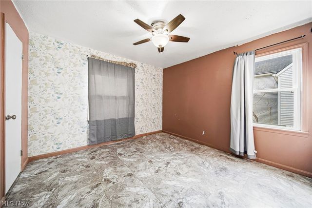 406 E 274th Street, Euclid, OH 44132