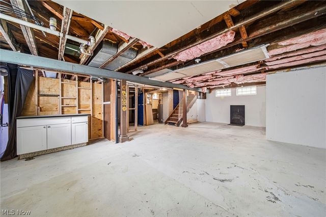 406 E 274th Street, Euclid, OH 44132