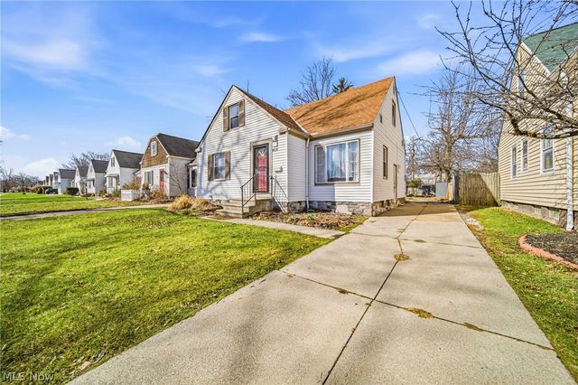 406 E 274th Street, Euclid, OH 44132