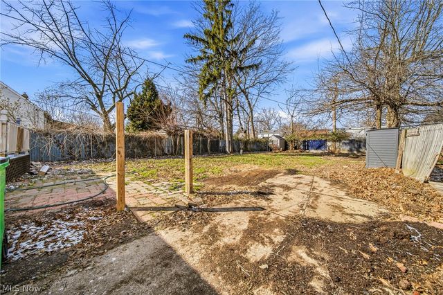 406 E 274th Street, Euclid, OH 44132