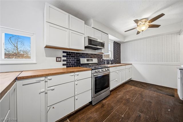 406 E 274th Street, Euclid, OH 44132