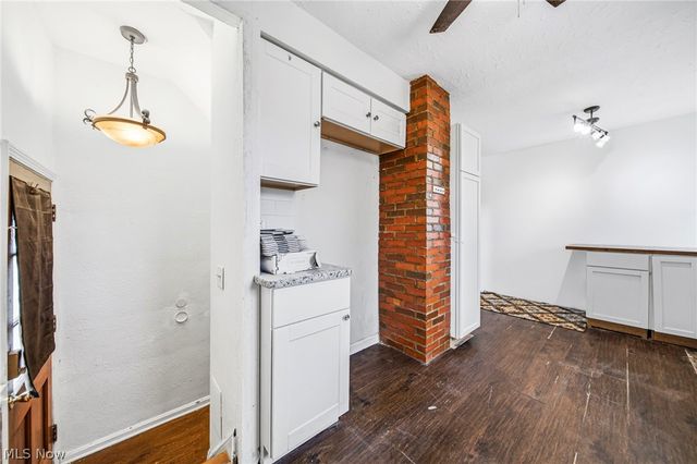 406 E 274th Street, Euclid, OH 44132