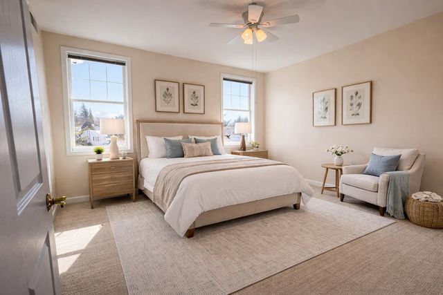61 Pearl St Unit 33, Essex Junction, VT 05452