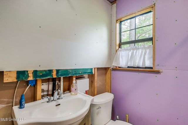 146 Maple Drive, Perkinston, MS 39573