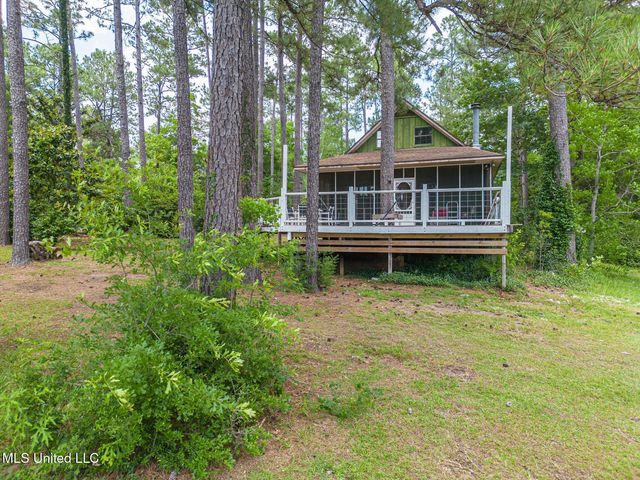 146 Maple Drive, Perkinston, MS 39573