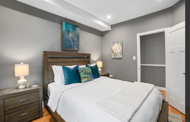 8110 S Vernon Avenue, Chicago, IL 60619