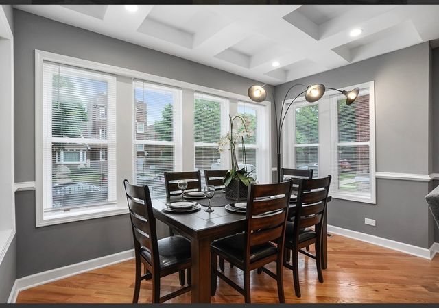 8110 S Vernon Avenue, Chicago, IL 60619