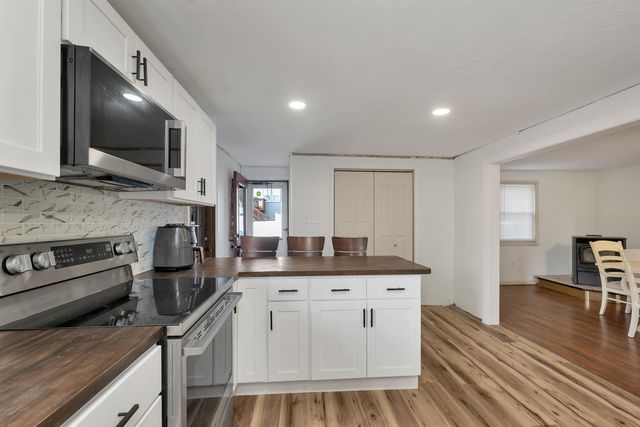 7 Therese Road, Salem, NH 03079