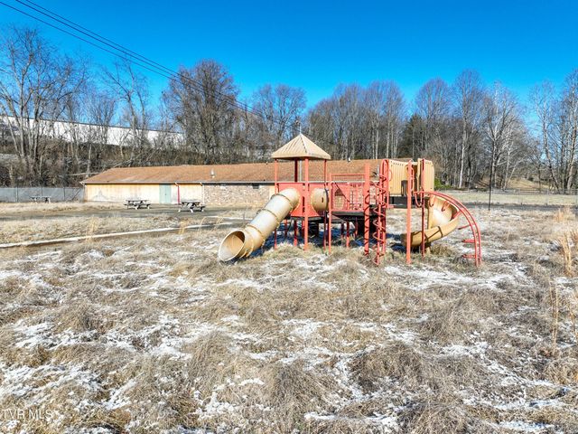 160 Creekside Trail, Bristol, VA 24201