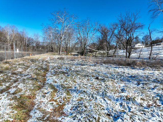 160 Creekside Trail, Bristol, VA 24201