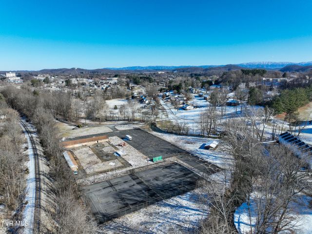 160 Creekside Trail, Bristol, VA 24201