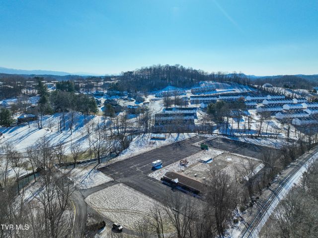 160 Creekside Trail, Bristol, VA 24201