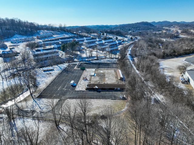 160 Creekside Trail, Bristol, VA 24201