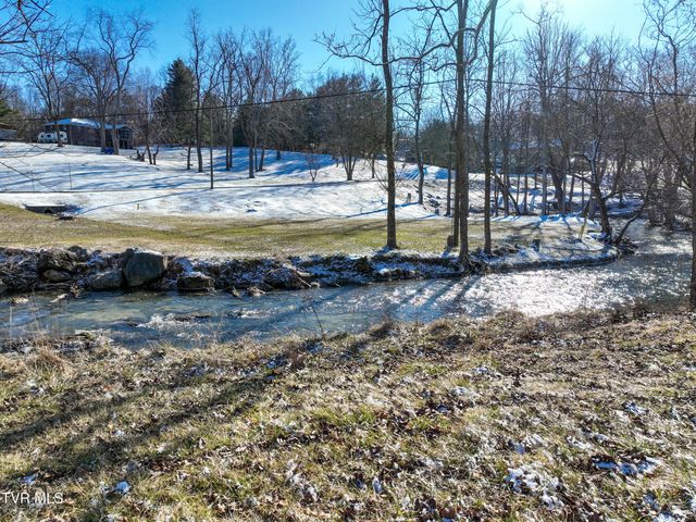 160 Creekside Trail, Bristol, VA 24201