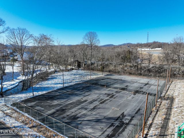 160 Creekside Trail, Bristol, VA 24201