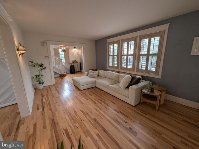 4500 RIDGE AVE, Halethorpe, MD 21227