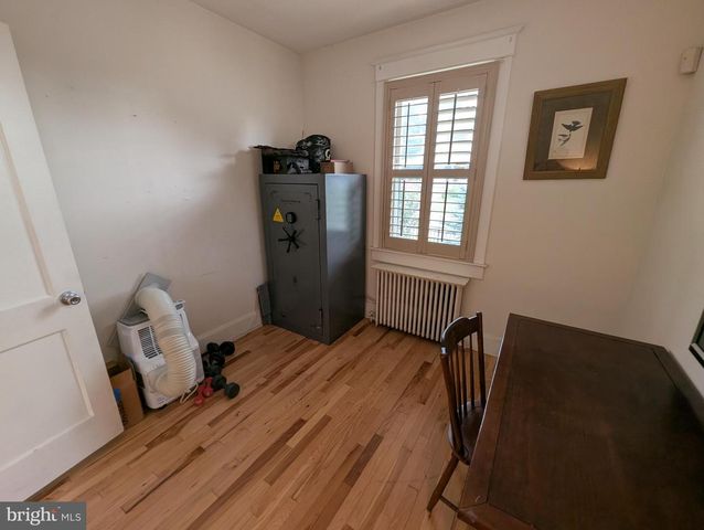 4500 RIDGE AVE, Halethorpe, MD 21227