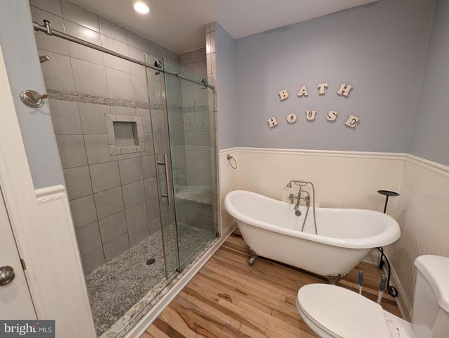 4500 RIDGE AVE, Halethorpe, MD 21227