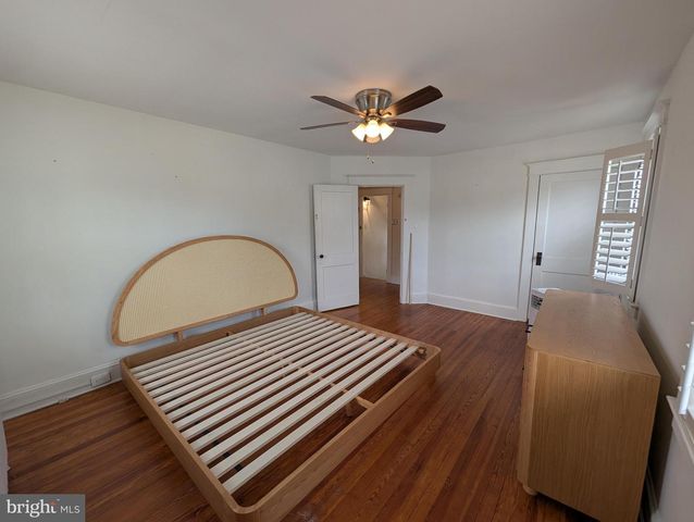 4500 RIDGE AVE, Halethorpe, MD 21227