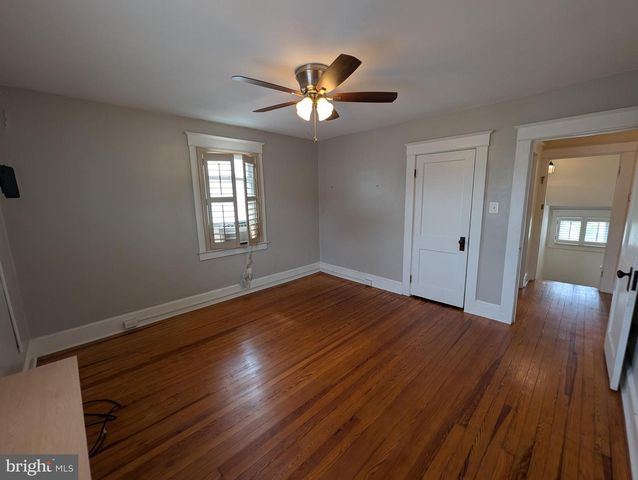 4500 RIDGE AVE, Halethorpe, MD 21227